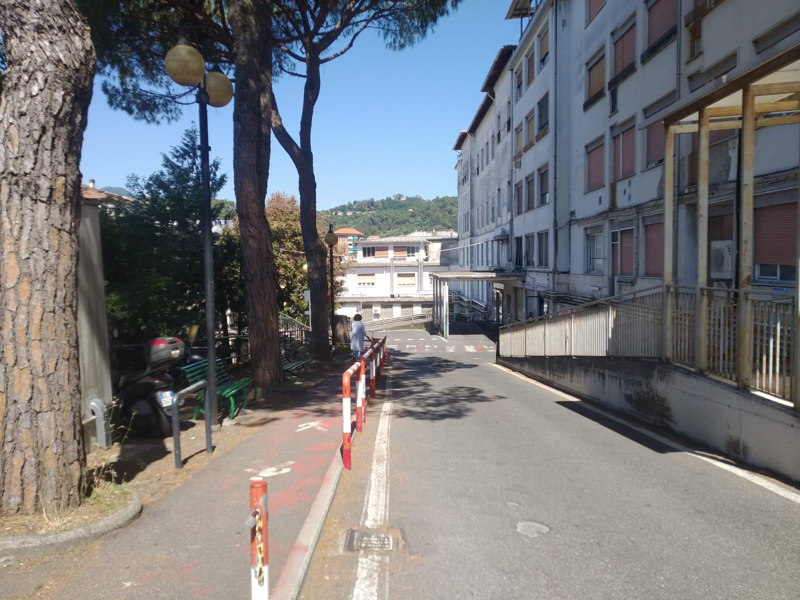 Caos ospedali, esplode la rabbia degli infermieri: “Lavoriamo in condizioni assurde” Caos ospedali, esplode la rabbia degli infermieri: “Lavoriamo in condizioni assurde”