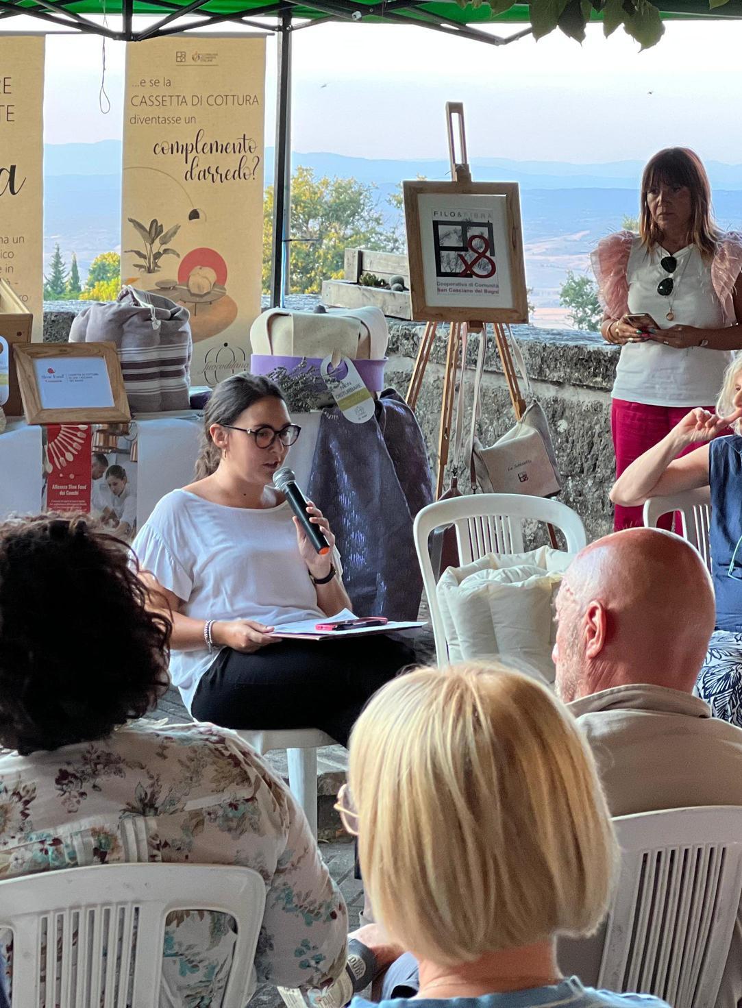 Slow Village, Slow Food: "Campiglia di Gusto" . Grande festa dei sapori Slow Village, Slow Food: "Campiglia di Gusto" . Grande festa dei sapori