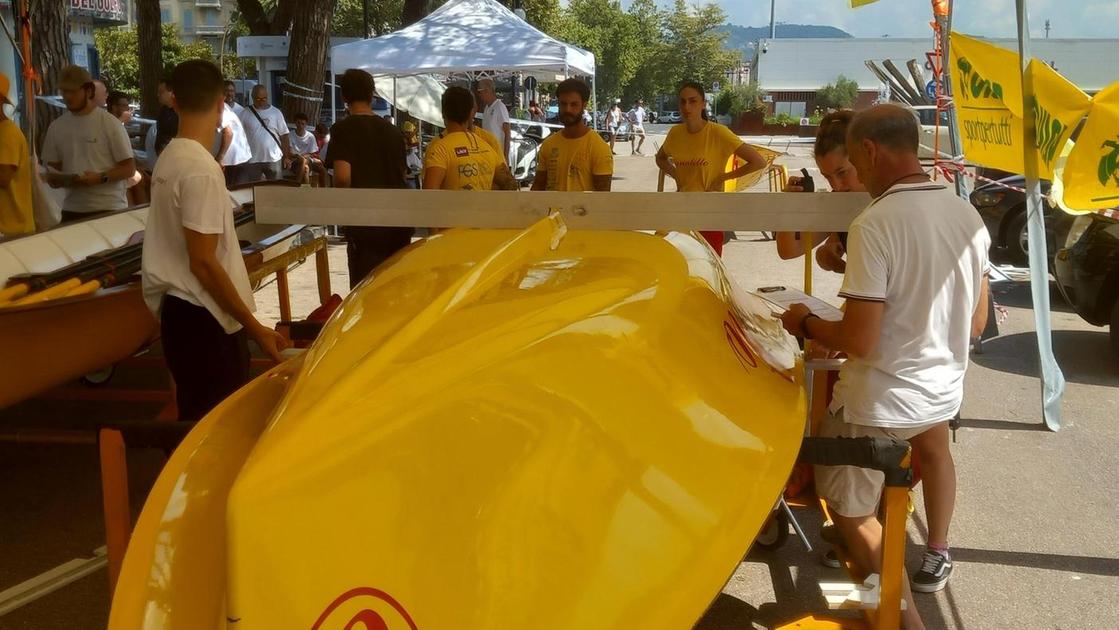 Gli eventi di oggi. Barche e timonieri al vaglio dei tecnici. Questa sera la cena Gli eventi di oggi. Barche e timonieri al vaglio dei tecnici. Questa sera la cena