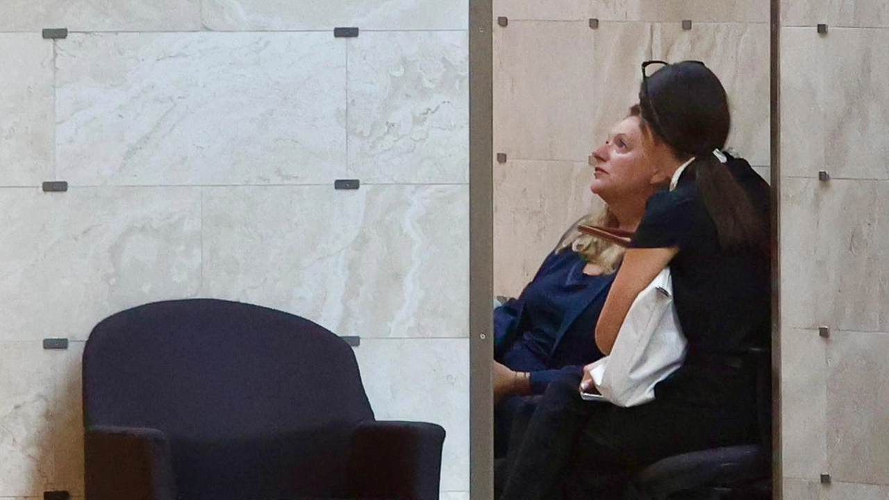 Ilaria Bugetti in attesa di essere interrogata dal giudice in tribunale a Firenze Ilaria Bugetti in attesa di essere interrogata dal giudice in tribunale a Firenze