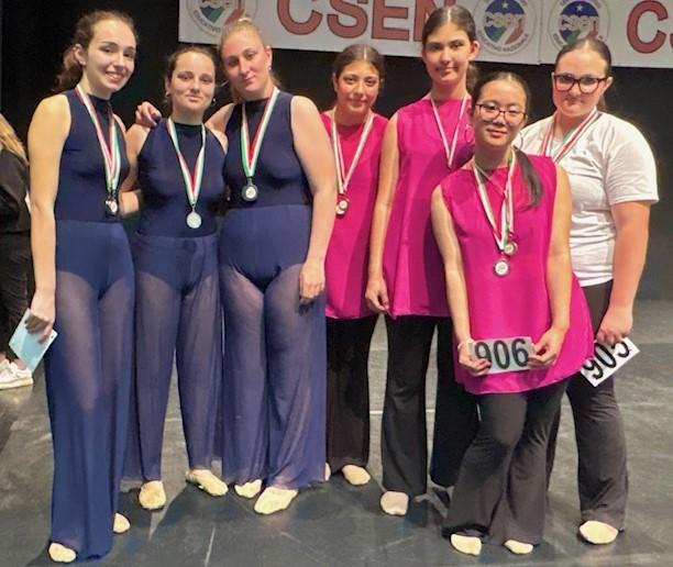 danza le allieve del dlf di arezzo in scena