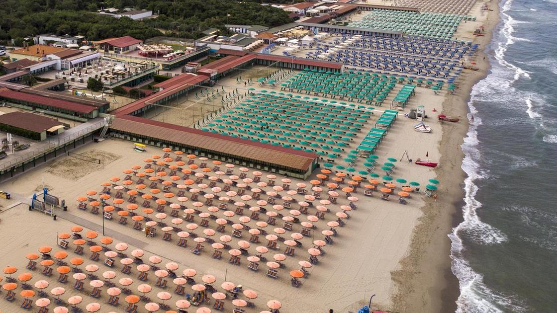 "Litorale Legale" . Tavolo degli operatori con forze dell’ordine e l’onorevole Ziello "Litorale Legale" . Tavolo degli operatori con forze dell’ordine e l’onorevole Ziello