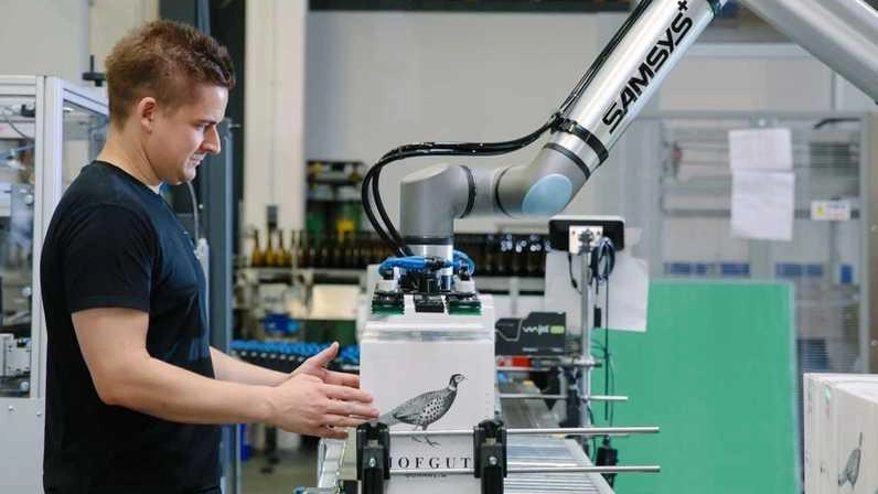 Appuntamento organizzato da Universal Robots, azienda leader nella creazione di nuove tecnologie .