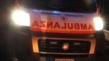 l’ASL Toscana Nord Ovest ha fatto sapere che, «dopo mezzanotte, le ambulanze disponibili sono riservate. alle emergenze»