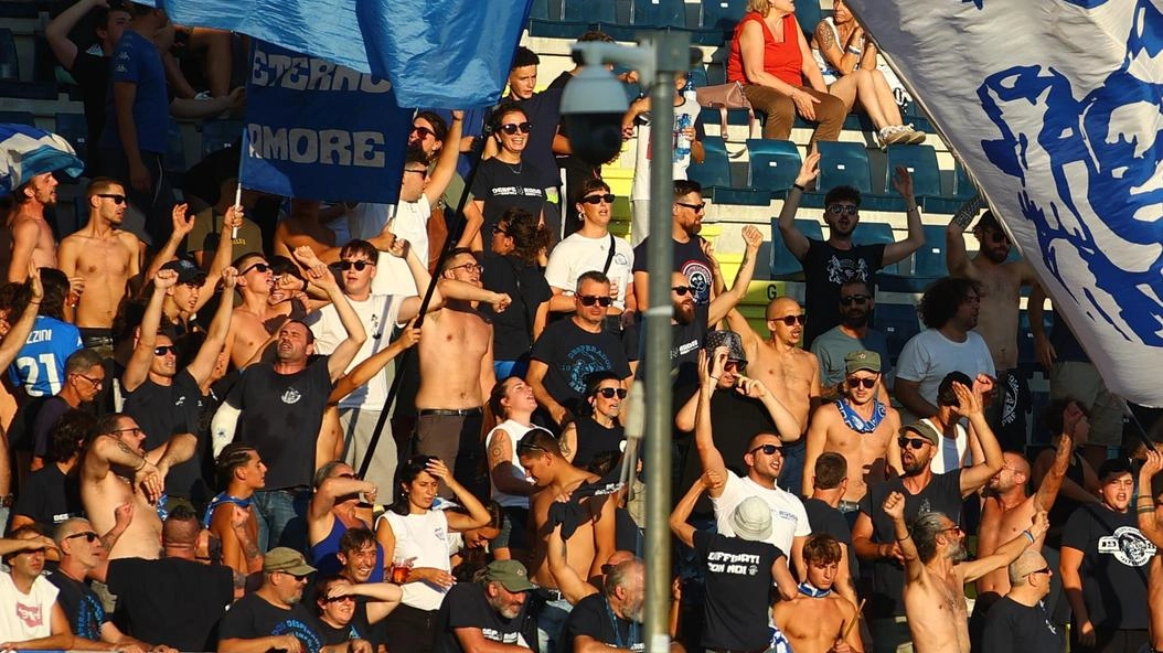 Prosegue la preparazione dell’Empoli verso la partita di Coppa Italia contro la Reggiana il 15 agosto, con mister Pagliuca che... Prosegue la preparazione dell’Empoli verso la partita di Coppa Italia contro la Reggiana il 15 agosto, con mister Pagliuca che...