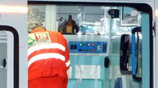 L'interno di un'ambulanza in una foto di repertorio L'interno di un'ambulanza in una foto di repertorio