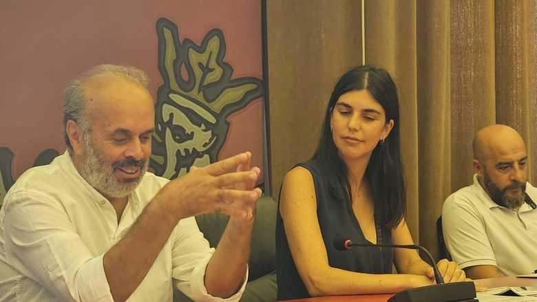 La stagione è stata presentata a Palazzo della Provincia di Perugia. Organizzata dall’Associazione. ZonaFranca sotto la direzione artistica di Paolo Cardinali La stagione è stata presentata a Palazzo della Provincia di Perugia. Organizzata dall’Associazione. ZonaFranca sotto la direzione artistica di Paolo Cardinali