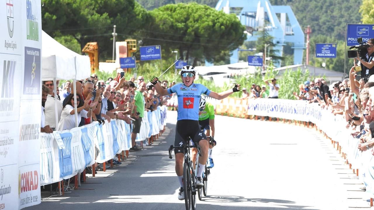 Finn vince l'ultima tappa, Seixas il Giro (Foto R. Fruzzetti)