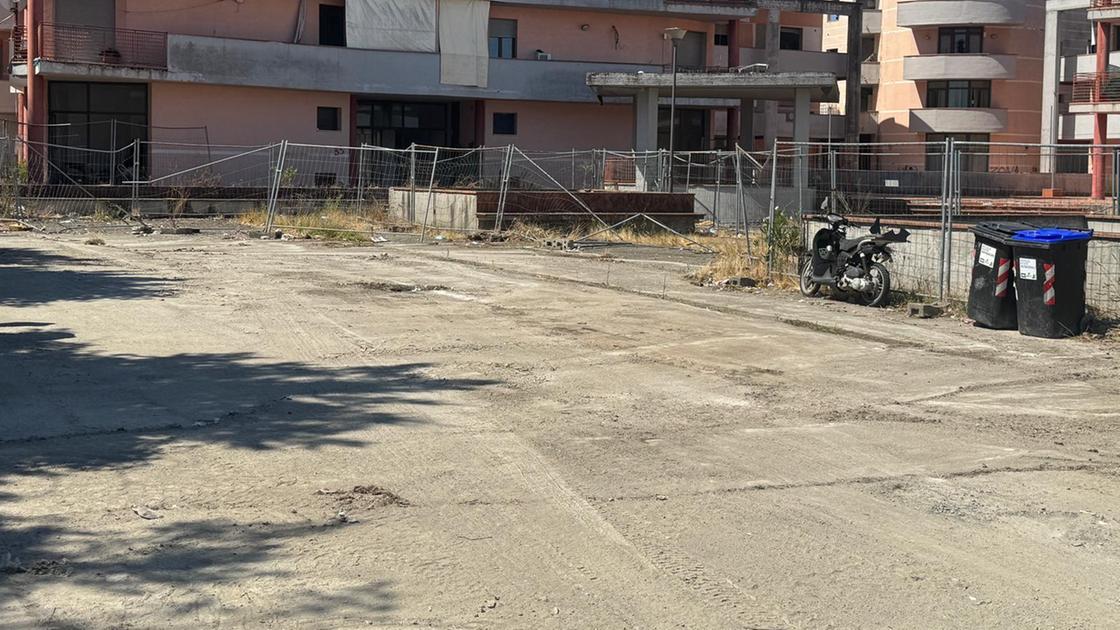 https://www.lanazione.it/image-service/view/acePublic/alias/contentid/YTMyYWE4Y2UtN2FhNy00/0/discarica-a-palazzo-rosa-pulita-la-parte-pubblica-telecamere-e-controlli-per-fermare-altri-illeciti.jpeg?f=16:9&w=1200&h=630