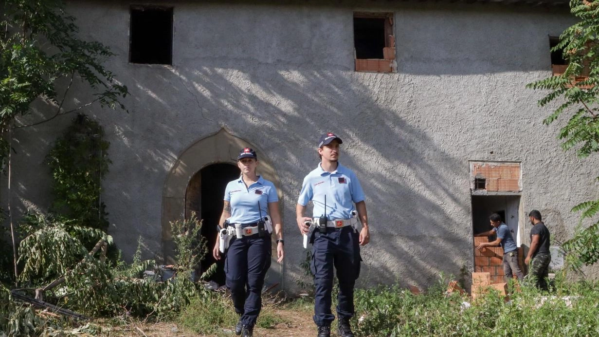 La struttura di via del Roncolino risulta occupata abusivamente La struttura di via del Roncolino risulta occupata abusivamente