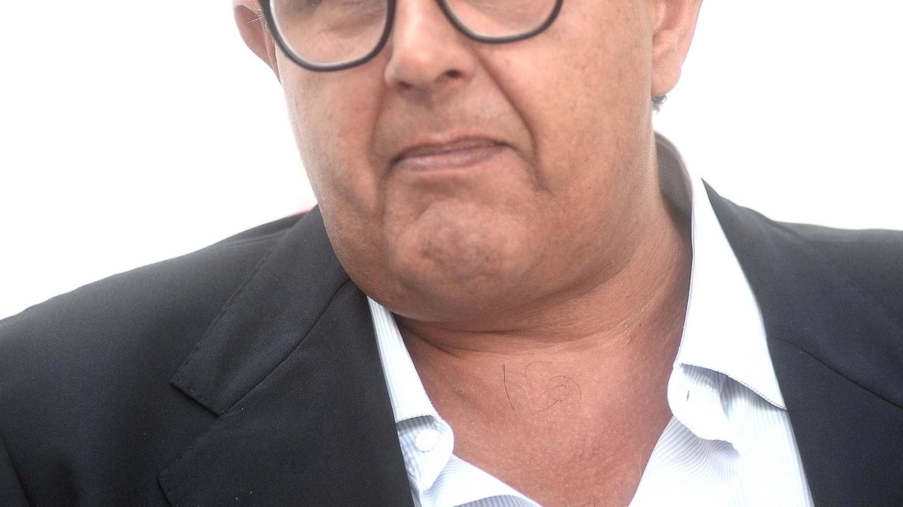L'incontro dei segretari di centrodestra a Genova è stato annullato per impegni del viceministro Rixi. Si discute delle dimissioni del presidente Toti, con il gruppo regionale che cambia nome. Cruciale il confronto con Salvini. L'incontro dei segretari di centrodestra a Genova è stato annullato per impegni del viceministro Rixi. Si discute delle dimissioni del presidente Toti, con il gruppo regionale che cambia nome. Cruciale il confronto con Salvini.