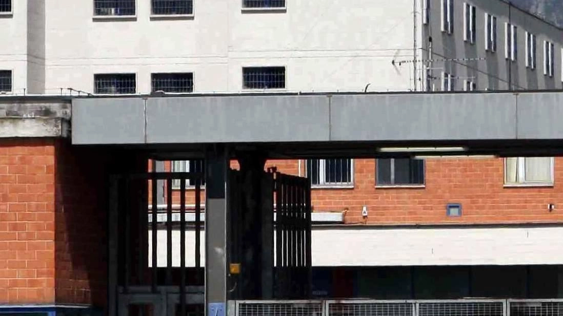TERNI "Non è accettabile ciò che sta accadendo nel carcere di Terni, il ministro della Giustizia Carlo Nordio si sta...
