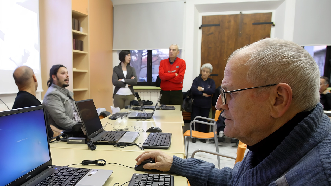 Il Comune apre i canali per avvicinare i cittadini. La guida alle procedure. Il Comune apre i canali per avvicinare i cittadini. La guida alle procedure.