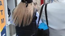 Crack fumato alla mercé di passanti e turisti, spaccio, venditori abusivi, borseggi, furti, minacce e percosse a chi cerca di...