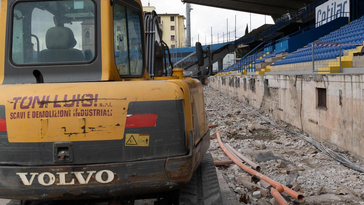 I. lavori già iniziati per l’adeguamento dell’Arena Garibaldi alla Serie A I. lavori già iniziati per l’adeguamento dell’Arena Garibaldi alla Serie A