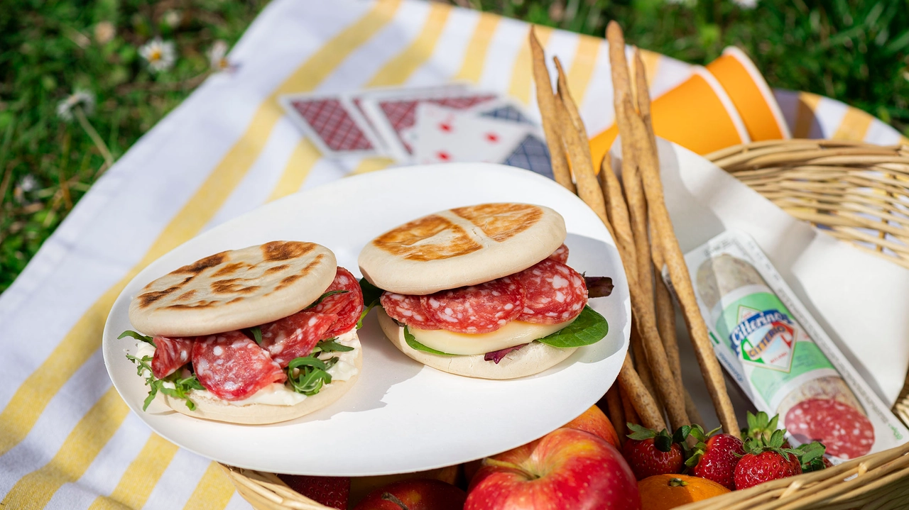 Pic Nic con salame e tigelle