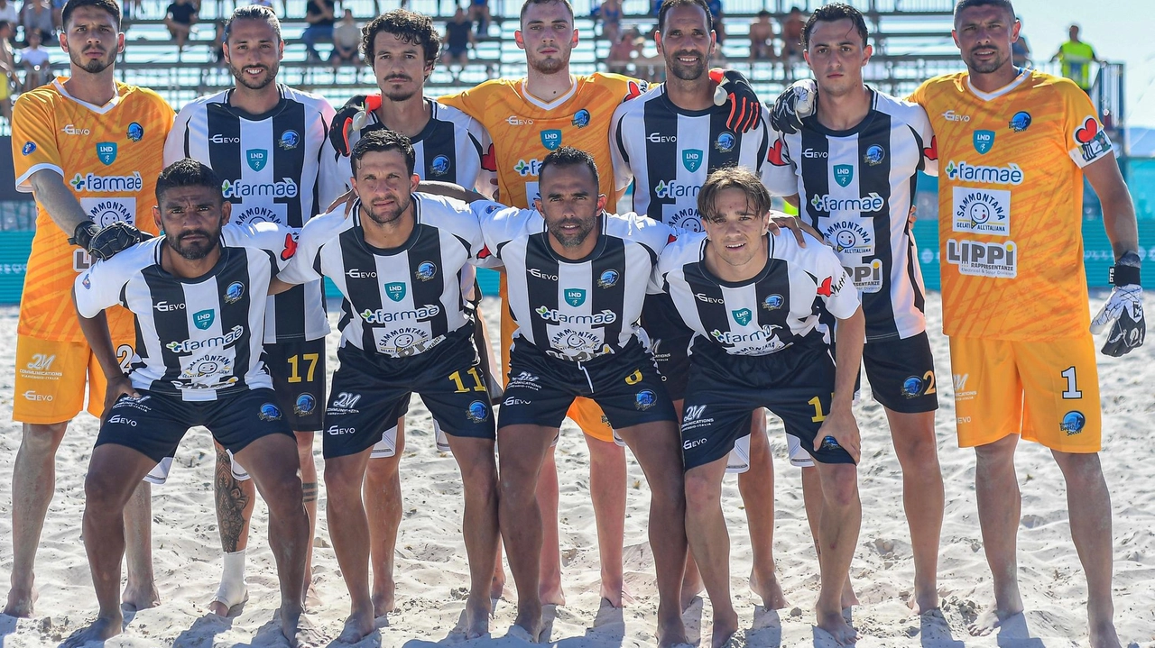 La formazione della Farmaè Viareggio Beach Soccer La formazione della Farmaè Viareggio Beach Soccer