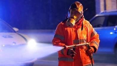 Stasera alle 21.30 la seconda disinfestazione intorno all’ospedale (. foto d’archivio Stasera alle 21.30 la seconda disinfestazione intorno all’ospedale (. foto d’archivio