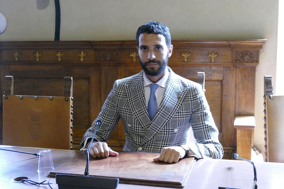 “Minacciano di distruggermi la vita se mi candido, ma vado avanti”: veleni contro ex consigliere, la replica “Minacciano di distruggermi la vita se mi candido, ma vado avanti”: veleni contro ex consigliere, la replica