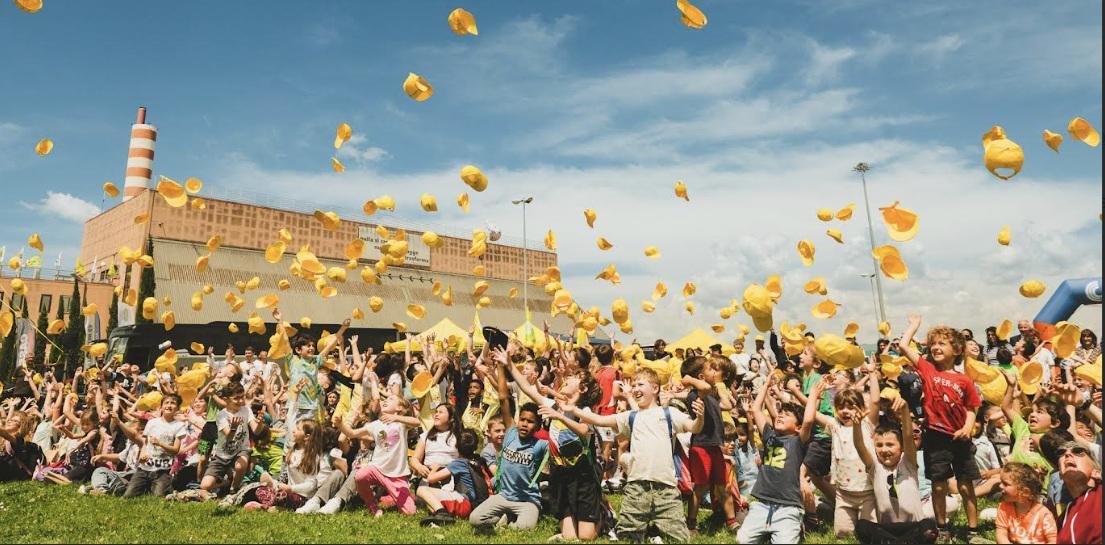 Agrikids, oltre 700 bambini in festa alla maxi fattoria Coldiretti e Zero Spreco con educazione alimentare e sostenibilità Agrikids, oltre 700 bambini in festa alla maxi fattoria Coldiretti e Zero Spreco con educazione alimentare e sostenibilità