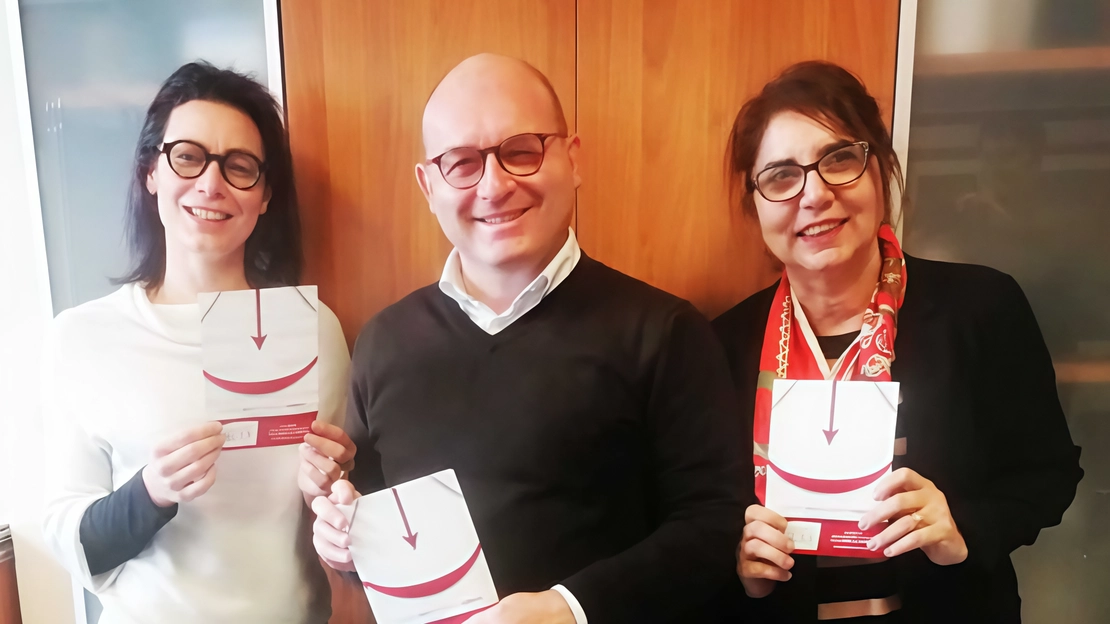 Il concorso letterario 'Racconti in corsia' premia storie di malattia con sensibilità e speranza, promuovendo la condivisione e la rinascita. Il concorso letterario 'Racconti in corsia' premia storie di malattia con sensibilità e speranza, promuovendo la condivisione e la rinascita.