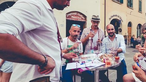 Lunedì torna l’appuntamento - aperto al pubblico - con il Gaiole Wine Contest promosso dall’azienda Capannelle che produce Chianti Classico...