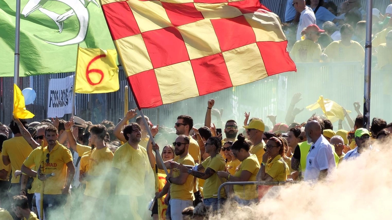 "Una delle manifestazioni più importanti e spettacolari del nostro Paese". Infortunio per il sindaco Peracchini che si è fratturato il gomito cadendo in bici. "Una delle manifestazioni più importanti e spettacolari del nostro Paese". Infortunio per il sindaco Peracchini che si è fratturato il gomito cadendo in bici.