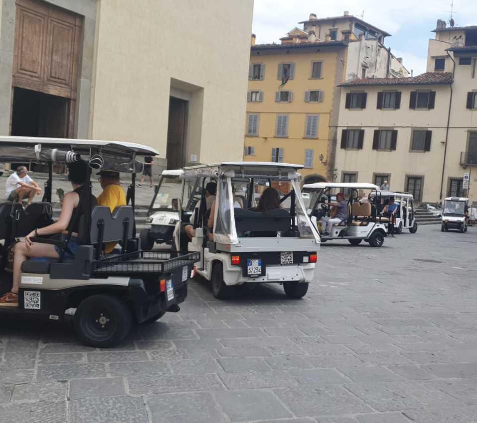 https://www.lanazione.it/image-service/view/acePublic/alias/contentid/YTRjYThlYjktODVkZC00/0/limitare-riscio-e-ncc-in-ztl-e-area-unesco-controlli-e-sanzioni-della-municipale.jpeg