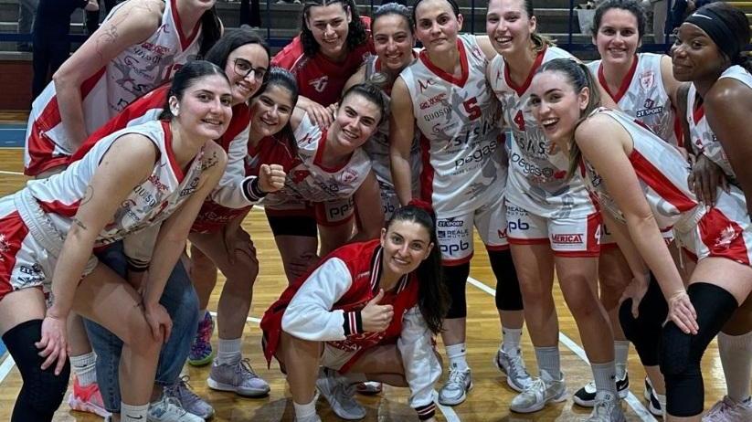 Sisas Perugia nelle final four. Adesso parte la caccia alla A2 Sisas Perugia nelle final four. Adesso parte la caccia alla A2