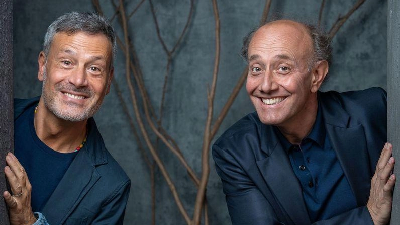 Ale e Franz ne «La commedia. L’amore non ha età, noi sì». il 12 e il 13 dicembre Ale e Franz ne «La commedia. L’amore non ha età, noi sì». il 12 e il 13 dicembre