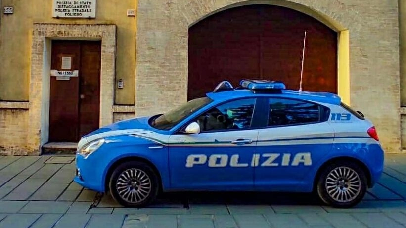 FOLIGNO Arrestato per evasione dagli arresti domiciliari per la seconda volta consecutiva. Ad intercettare un 24enne sono stati gli... FOLIGNO Arrestato per evasione dagli arresti domiciliari per la seconda volta consecutiva. Ad intercettare un 24enne sono stati gli...