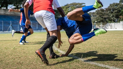 Il brutto episodio al termine della gara tra Sangemini e Sporting Terni del campionato Allievi Under 17 provinciale (foto generica)