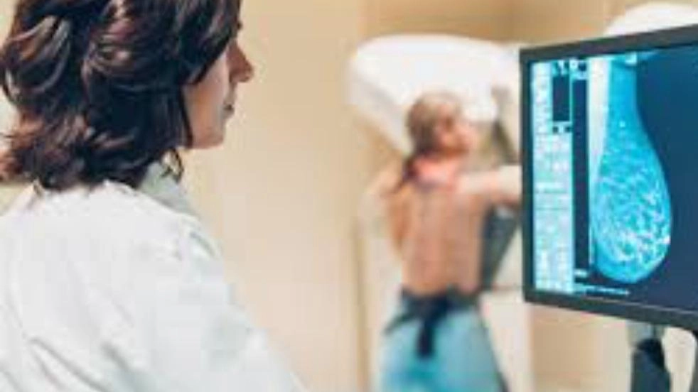 Appuntamento dal lunedì al venerdì nel cortile dell’ospedale di Pontedera per le mammografie gratuite Appuntamento dal lunedì al venerdì nel cortile dell’ospedale di Pontedera per le mammografie gratuite