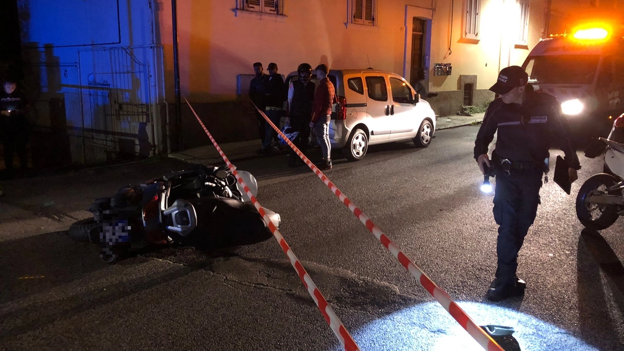 Lo scooter a bordo del quale viaggiava il 61enne morto sabato sera a Terni Lo scooter a bordo del quale viaggiava il 61enne morto sabato sera a Terni