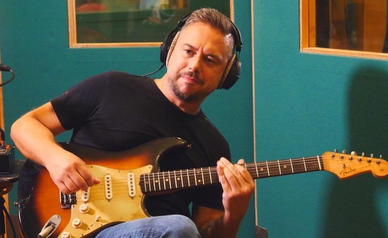 Pino per sempre, il ’neapolitan power’. La band storica di Daniele in concerto Pino per sempre, il ’neapolitan power’. La band storica di Daniele in concerto