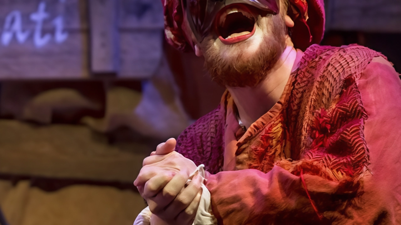 Lo spettacolo ’Romeo e Giulietta’ in programma a ’Trac’; a destra la Microband che proporrà ’Duel (The Best of)’ Lo spettacolo ’Romeo e Giulietta’ in programma a ’Trac’; a destra la Microband che proporrà ’Duel (The Best of)’
