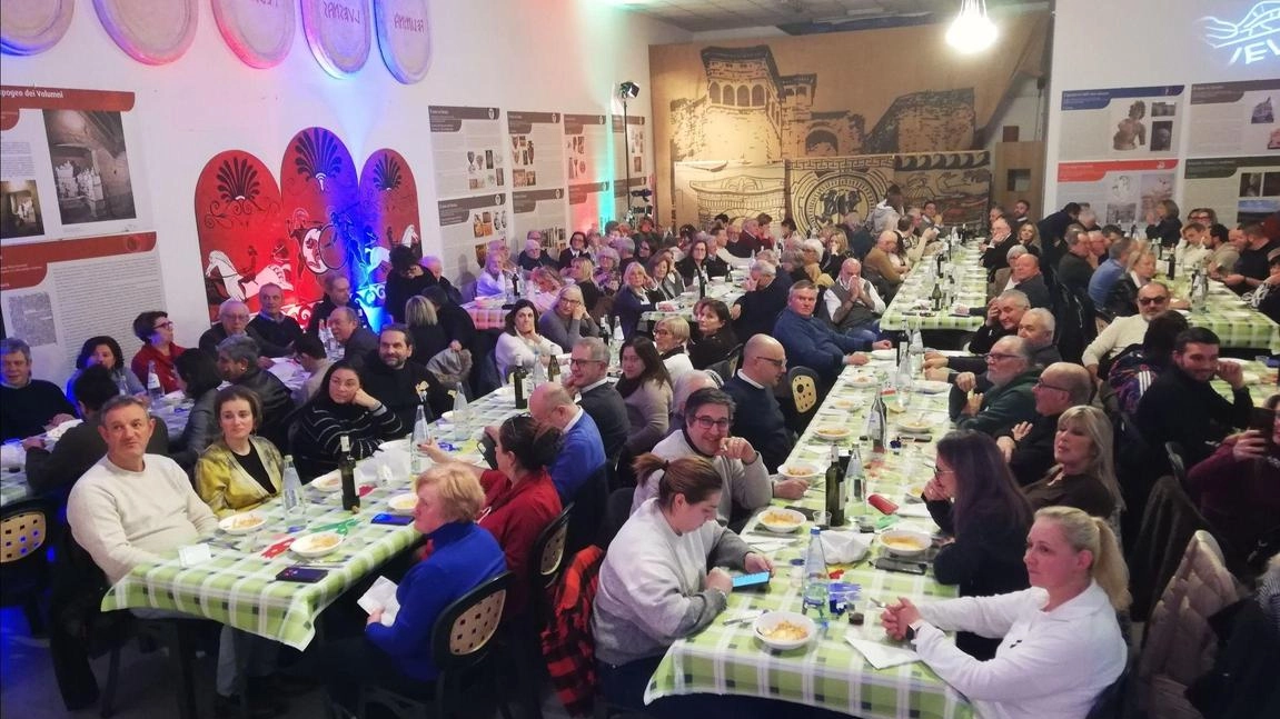 Grande soddisfazione del presidente Antonello Palmerini e del consiglio direttivo della Pro Ponte per le adesioni alla serata del tesseramento2025.... Grande soddisfazione del presidente Antonello Palmerini e del consiglio direttivo della Pro Ponte per le adesioni alla serata del tesseramento2025....