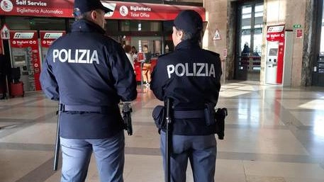 Identificate su un treno regionale due donne che poco prima avevano commesso una rapina Identificate su un treno regionale due donne che poco prima avevano commesso una rapina