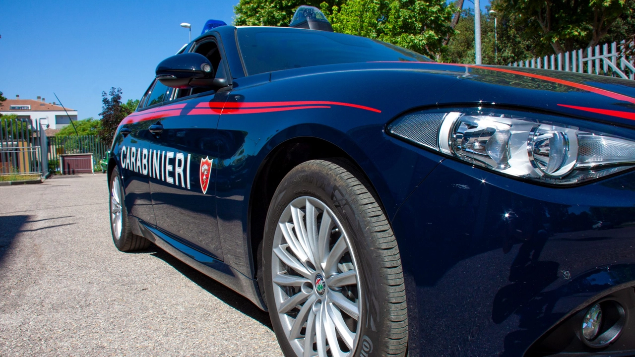 I Carabinieri hanno arrestato un 50enne per maltrattamenti in famiglia I Carabinieri hanno arrestato un 50enne per maltrattamenti in famiglia