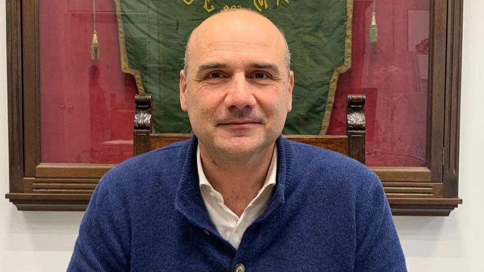 Il vice sindaco e assessore all’urbanistica Andrea Mazzoni ha seguito da vicino il progetto del polo sportivo Il vice sindaco e assessore all’urbanistica Andrea Mazzoni ha seguito da vicino il progetto del polo sportivo