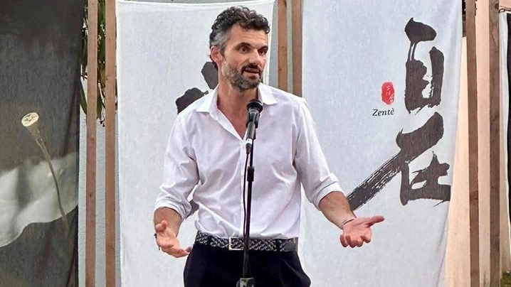 La guida dell’ala riformista critica il segretario Biagioni sull’iniziativa stop ’soldi dalle imprese’ "La convocazione degli organismi dirigenti è stata tardiva". Il Nazareno "pensi a Prato" . La guida dell’ala riformista critica il segretario Biagioni sull’iniziativa stop ’soldi dalle imprese’ "La convocazione degli organismi dirigenti è stata tardiva". Il Nazareno "pensi a Prato" .