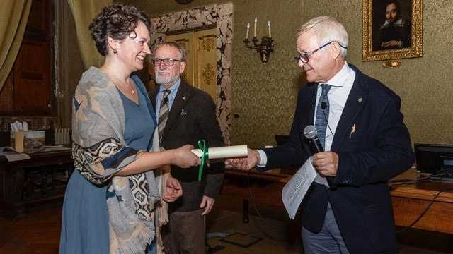 La consegna del premio La consegna del premio