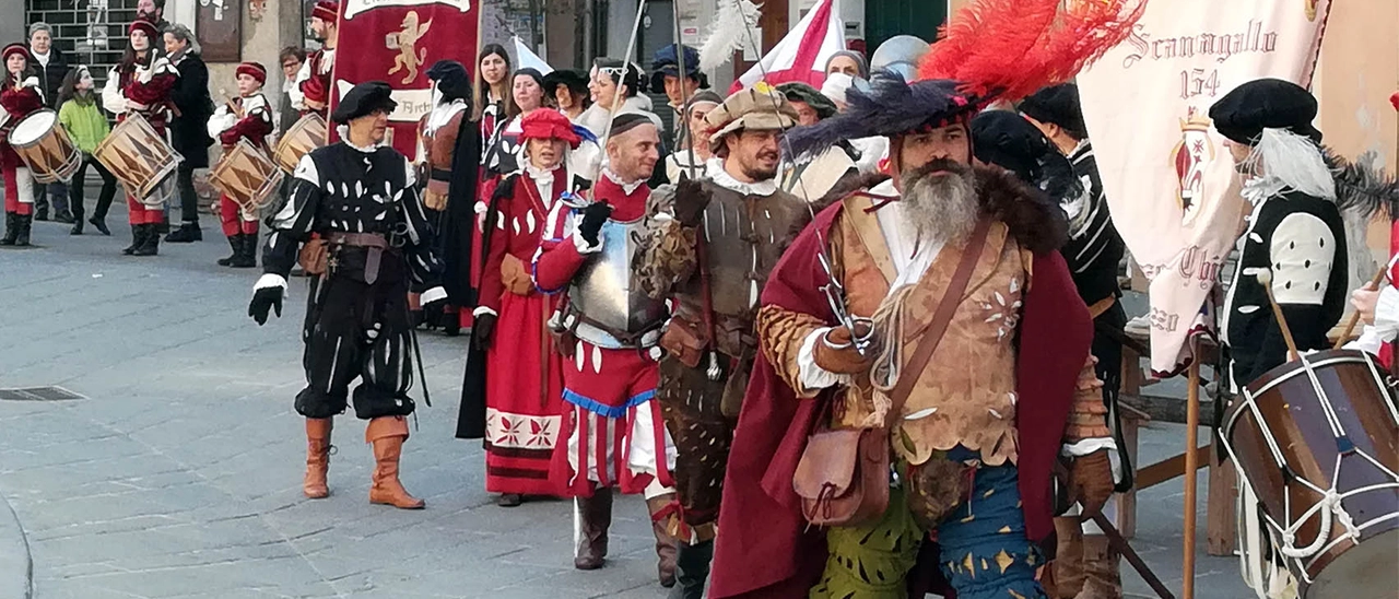 Marciano della Chiana rivive il 1554 con la rievocazione della presa del castello