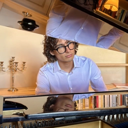 Cortona Piano Festival al giro di boa, a settembre un’appendice a Monza