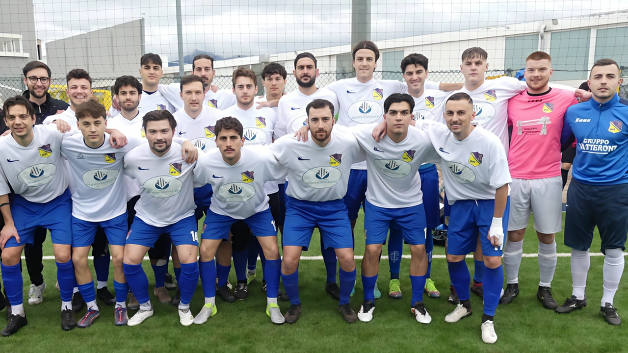 . Torrelaghese che ieri al Marco Polo SC ha pareggiato 4-4 con l’Atletico Lucca . Torrelaghese che ieri al Marco Polo SC ha pareggiato 4-4 con l’Atletico Lucca