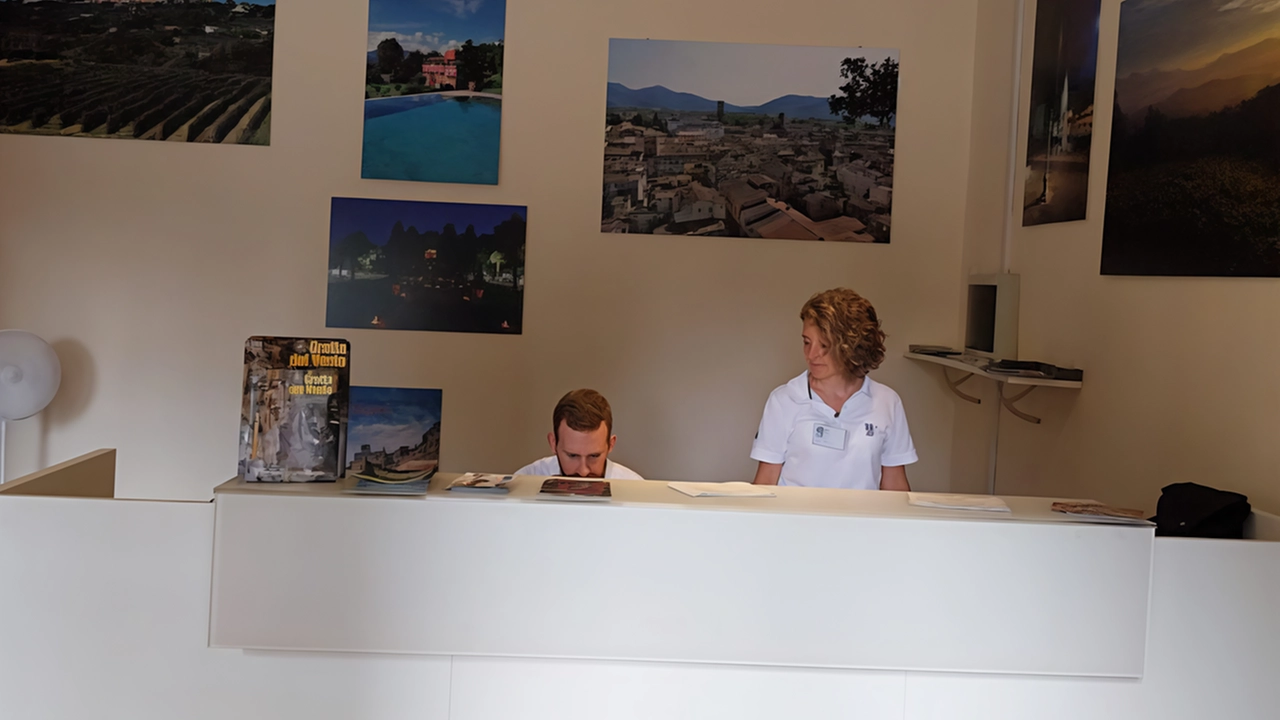 L’interno del centro di accoglienza turistica a Porta Elisa: gli uffici sono stati riaperti la mattina di venerdì scorso L’interno del centro di accoglienza turistica a Porta Elisa: gli uffici sono stati riaperti la mattina di venerdì scorso
