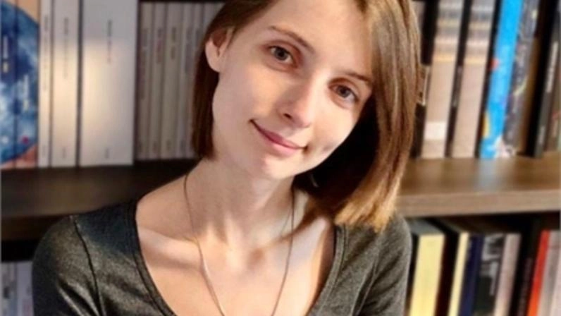 Anja Boato sarà ospite di ParOle insieme Davide Di Lorenzo e Alessandro Refrigeri, autori esordienti lanciati dalla casa editrice Accento, fondata da Alessandro Cattelan Anja Boato sarà ospite di ParOle insieme Davide Di Lorenzo e Alessandro Refrigeri, autori esordienti lanciati dalla casa editrice Accento, fondata da Alessandro Cattelan