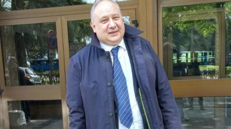 L’avvocato Giuseppe Bianchi e, in alto a destra, l’articolo uscito il 7 settembre L’avvocato Giuseppe Bianchi e, in alto a destra, l’articolo uscito il 7 settembre