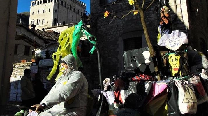 GUBBIO – Allegria e colori per il Carnevale dei Ragazzi 2025 nel centro storico di Gubbio. L’organizzazione del Centro della... GUBBIO – Allegria e colori per il Carnevale dei Ragazzi 2025 nel centro storico di Gubbio. L’organizzazione del Centro della...