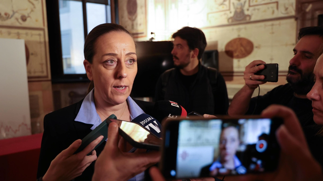Destre contro la sindaca: "Sistema Funaropoli". Il Pd: "Parole indegne". E lei pronta alle vie legali
